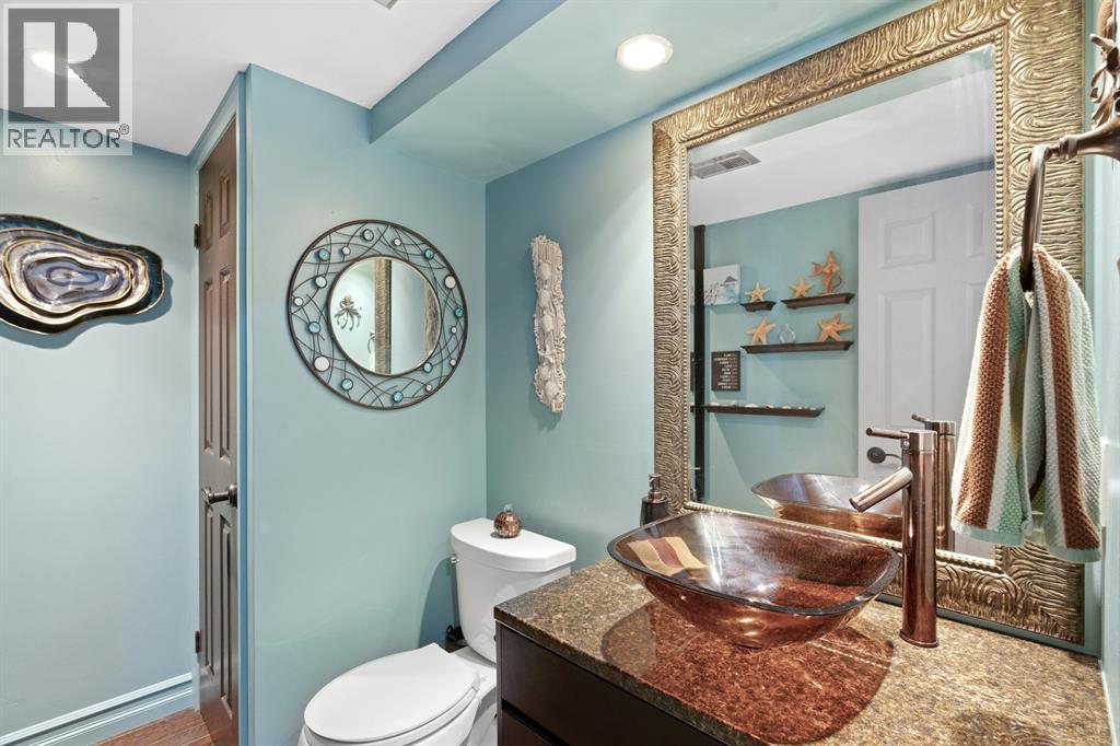 1500 Venetian Boulevard Unit# W-9, Point Edward, ON - Indoor Photo Showing Bathroom
