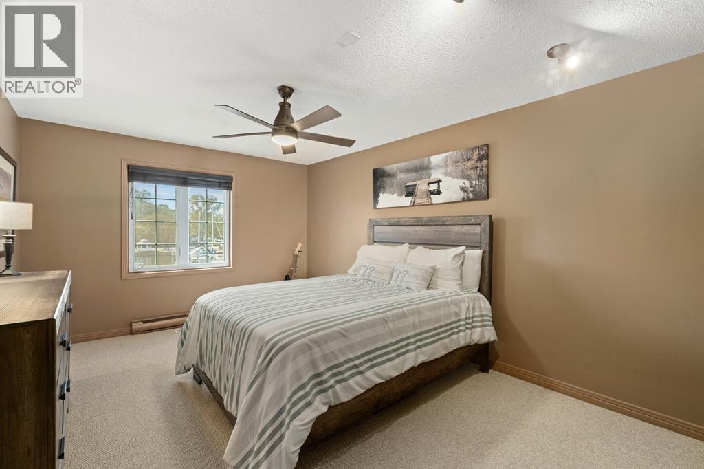 1500 Venetian Boulevard Unit# W-9, Point Edward, ON - Indoor Photo Showing Bedroom