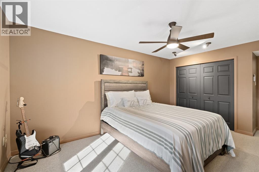 1500 Venetian Boulevard Unit# W-9, Point Edward, ON - Indoor Photo Showing Bedroom