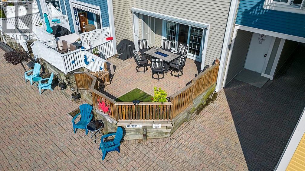 1500 Venetian Boulevard Unit# W-9, Point Edward, ON - Outdoor