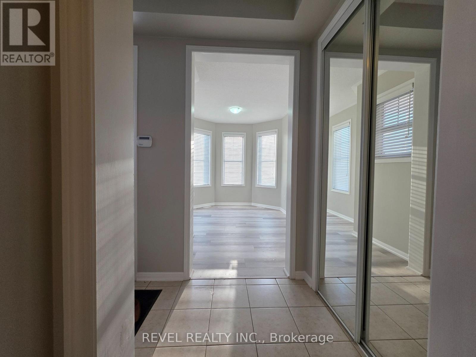 1127 Savoline Boulevard, Milton, ON - Indoor Photo Showing Other Room