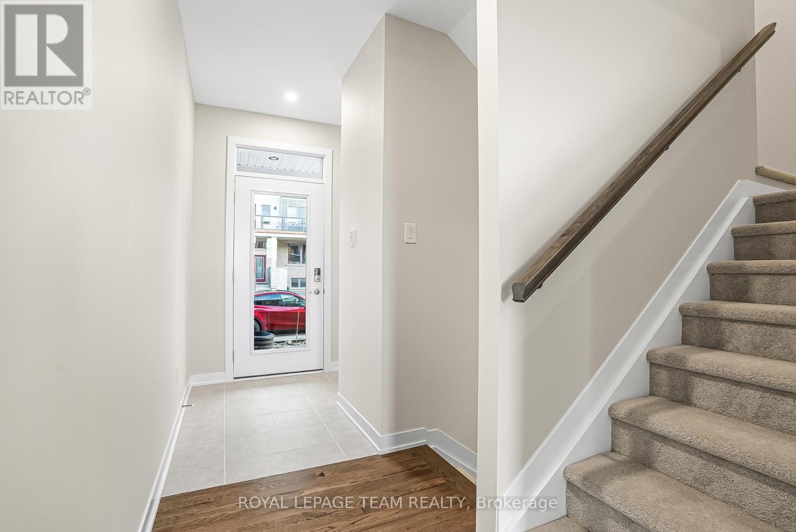 120 Beebalm Crescent, Ottawa, ON - Indoor Photo Showing Other Room