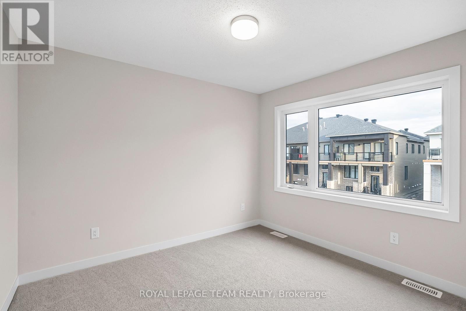 120 Beebalm Crescent, Ottawa, ON - Indoor Photo Showing Other Room
