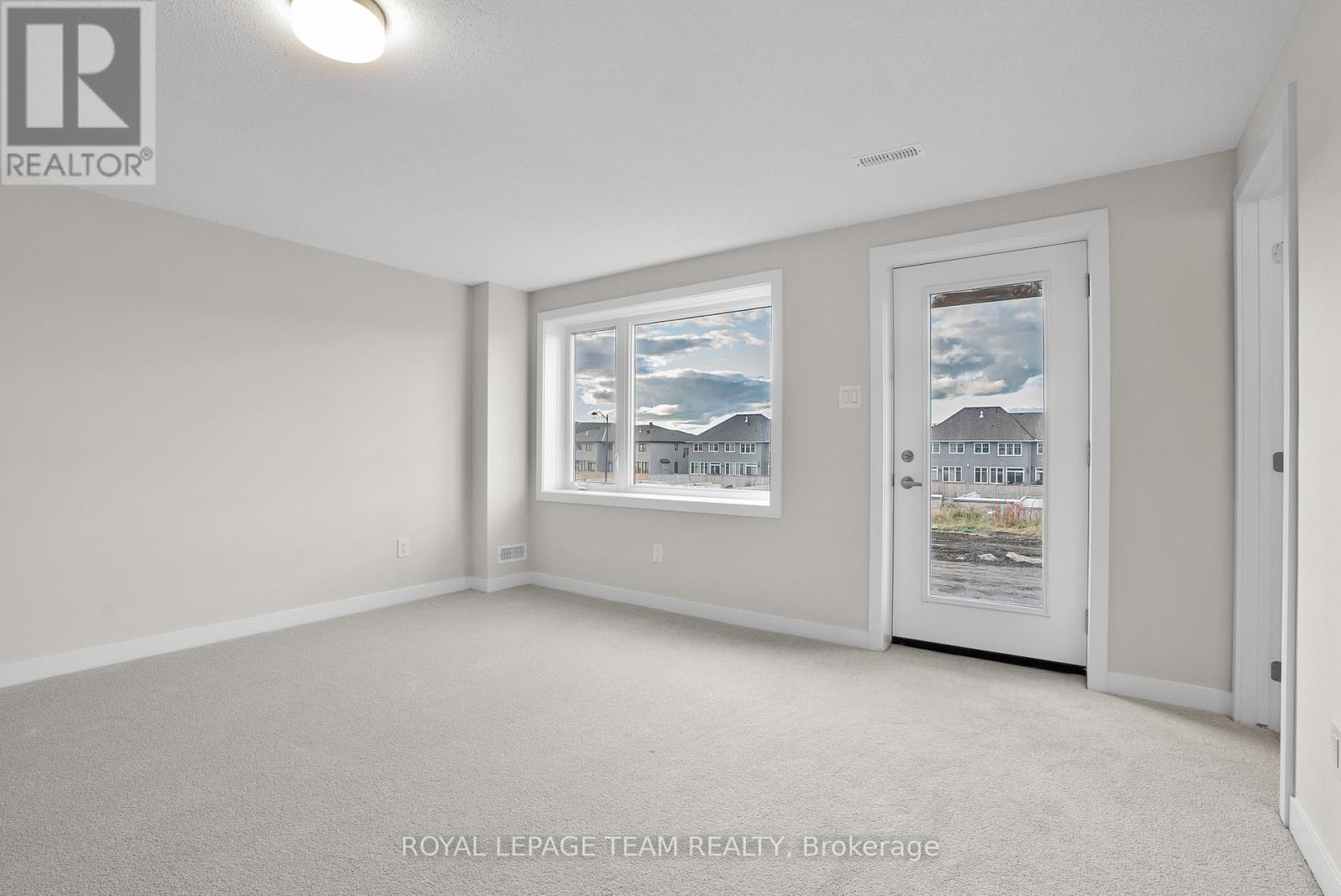 120 Beebalm Crescent, Ottawa, ON - Indoor Photo Showing Other Room