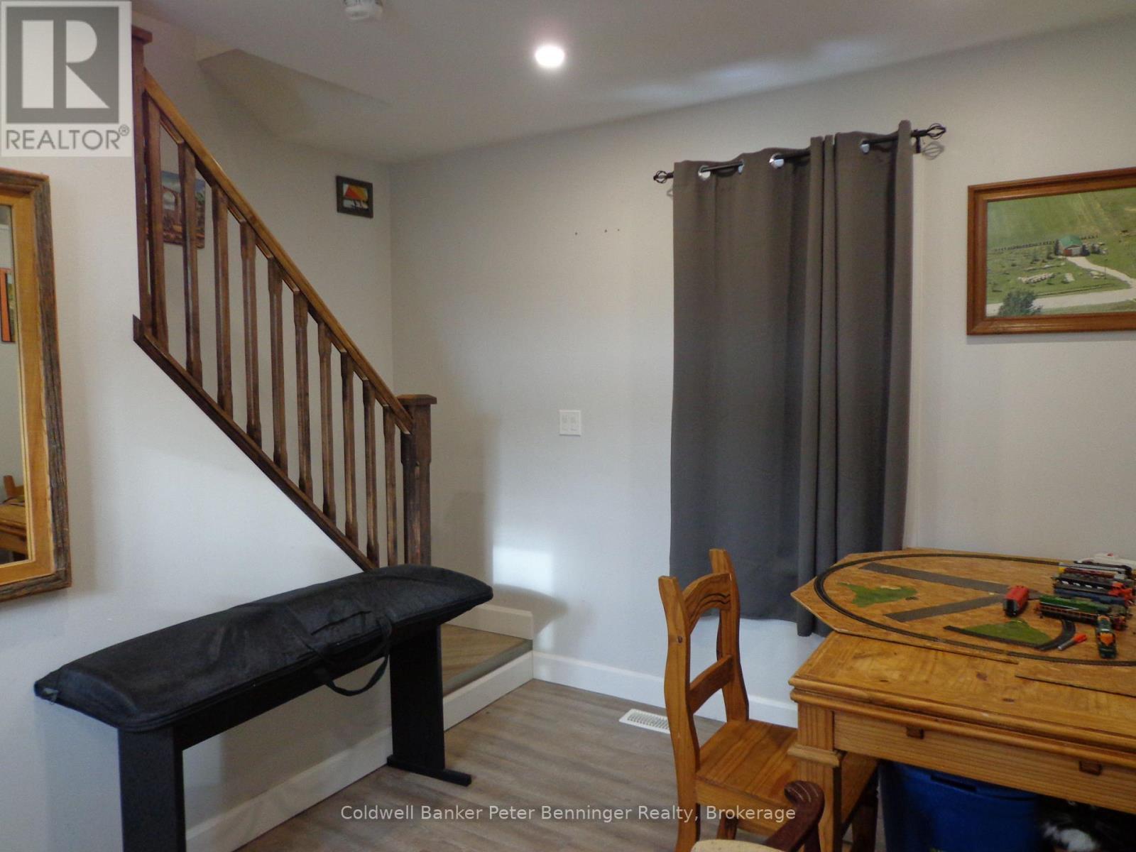 523 Mill Street, West Grey, ON - Indoor Photo Showing Other Room