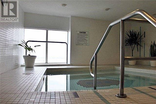 1001 - 25 The Esplanade, Toronto, ON - Indoor Photo Showing Other Room