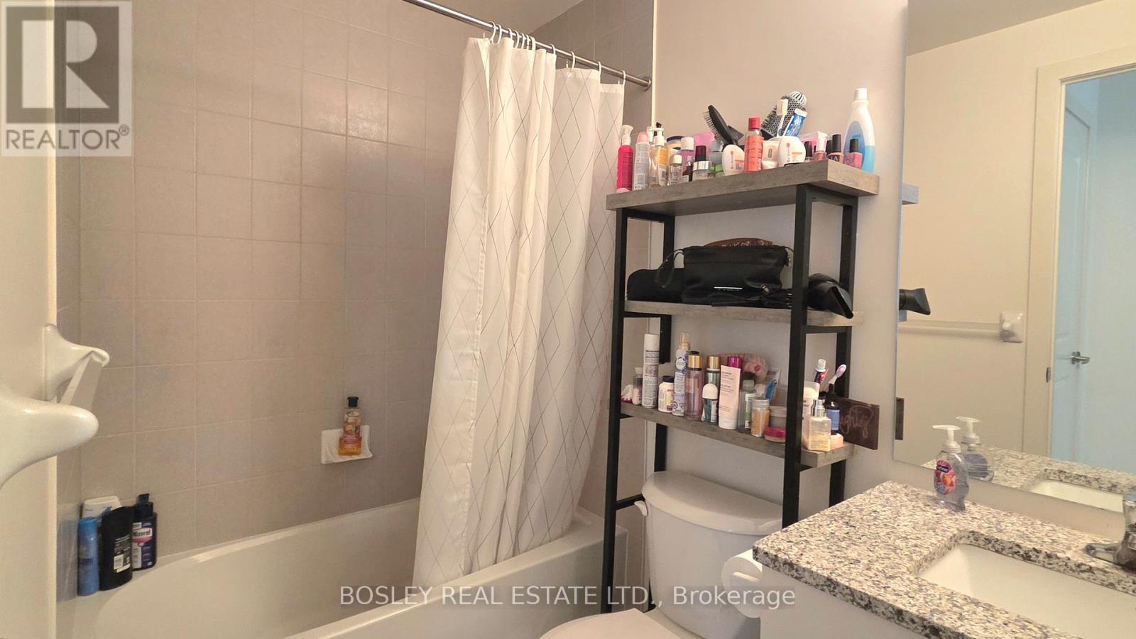 1618 - 4955 Yonge Street, Toronto, ON - Indoor Photo Showing Bathroom