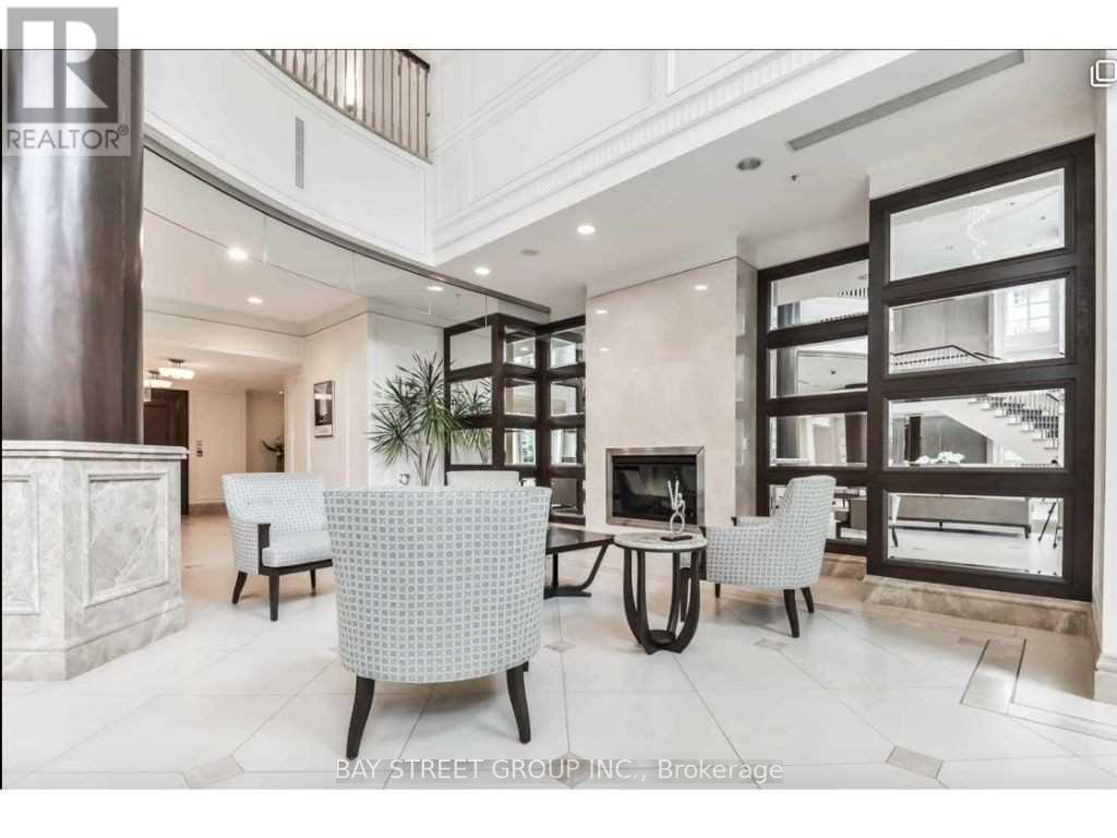 1506 - 10 Bloorview Place, Toronto, ON - Indoor Photo Showing Other Room