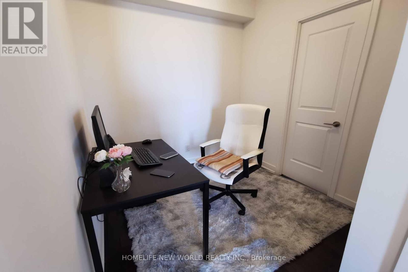 2301 - 9201 Yonge Street, Richmond Hill, ON - Indoor Photo Showing Office