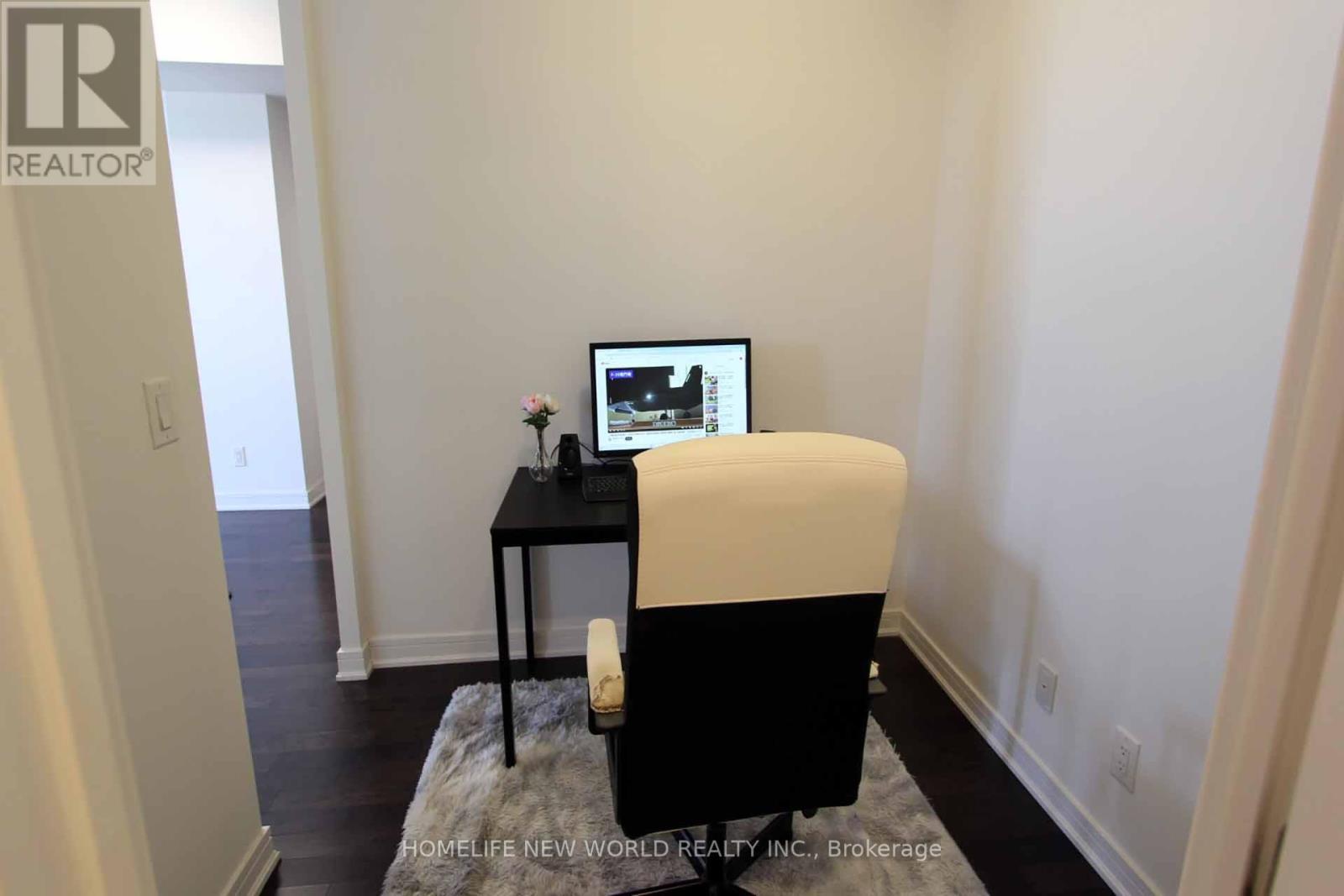 2301 - 9201 Yonge Street, Richmond Hill, ON - Indoor