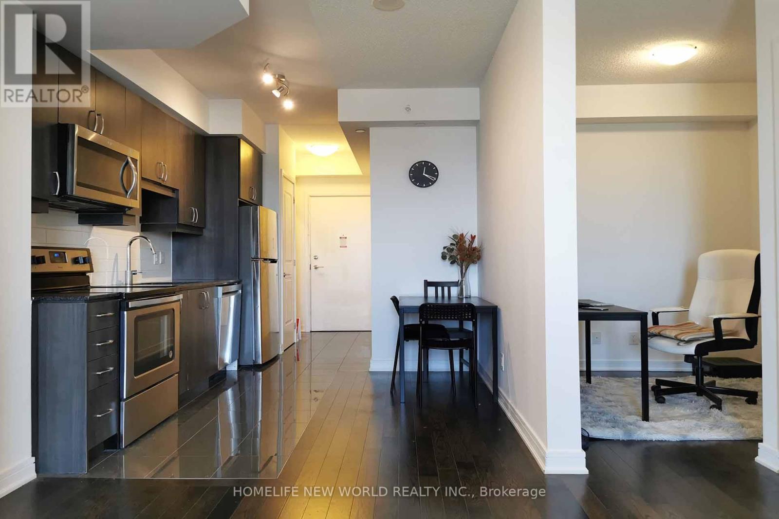 2301 - 9201 Yonge Street, Richmond Hill, ON - Indoor Photo Showing Kitchen