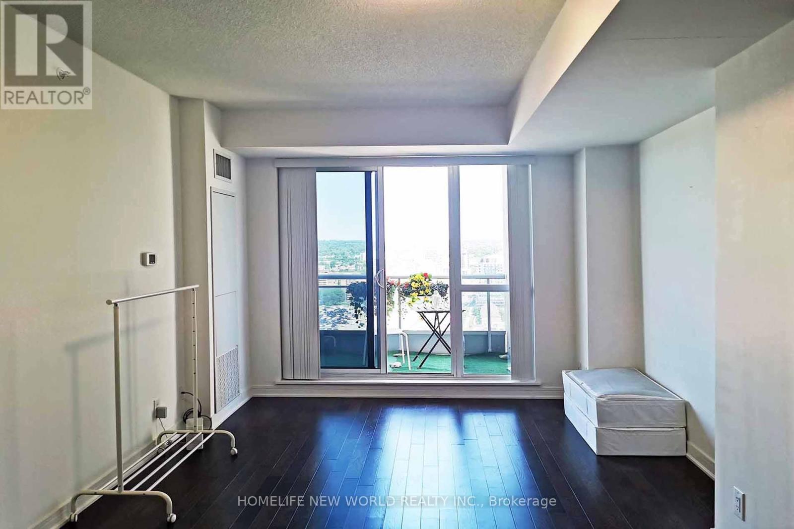 2301 - 9201 Yonge Street, Richmond Hill, ON - Indoor