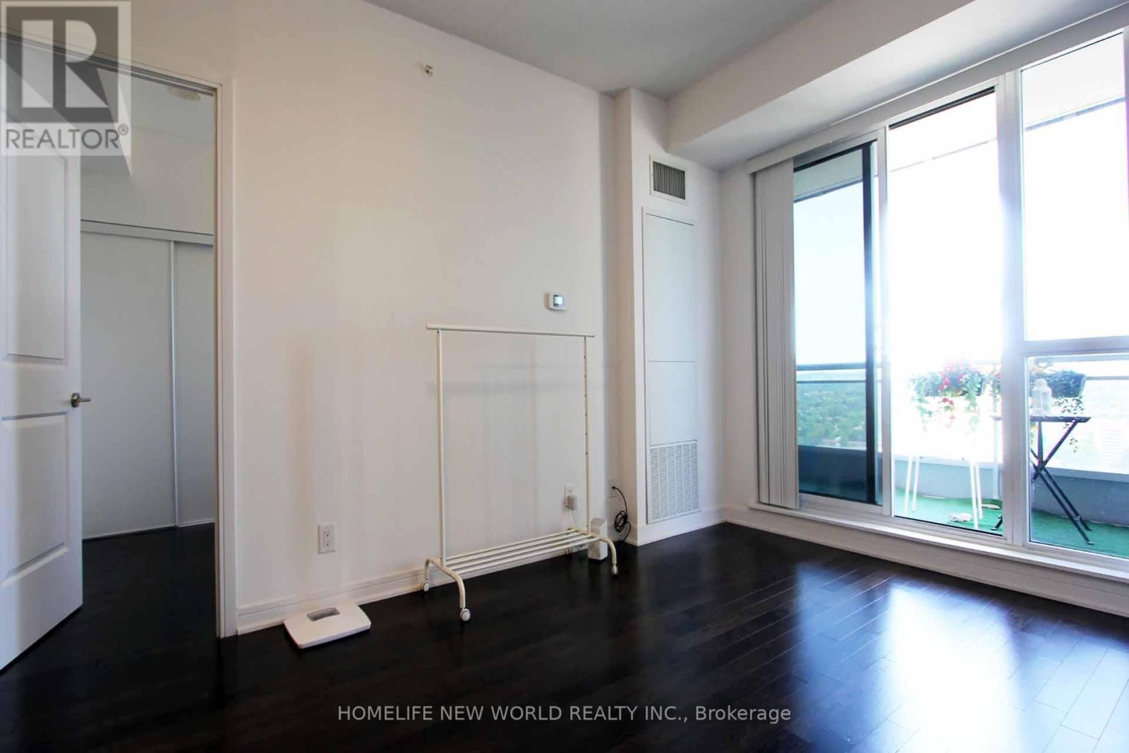 2301 - 9201 Yonge Street, Richmond Hill, ON - Indoor Photo Showing Other Room