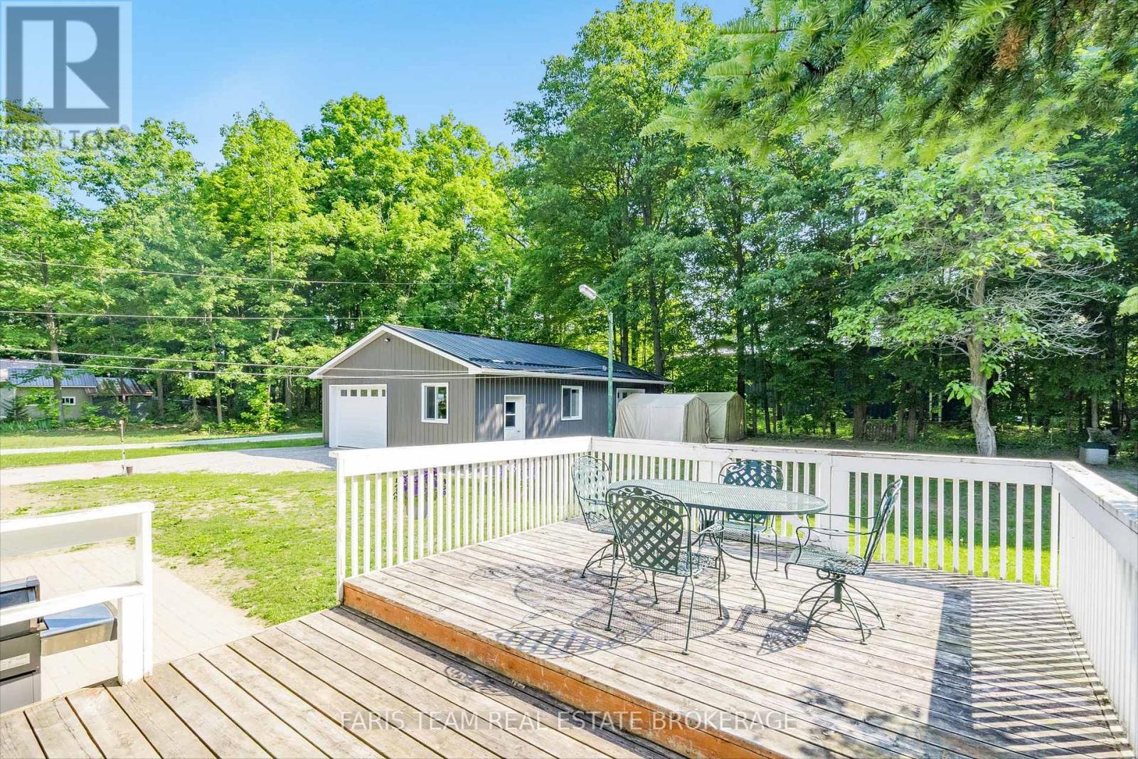1941 Vespra Valley Road, Springwater, ON - Outdoor With Deck Patio Veranda