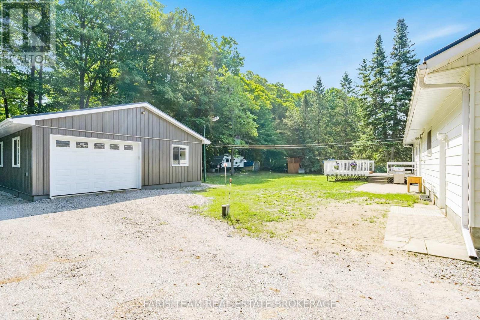 1941 Vespra Valley Road, Springwater, ON - Outdoor With Exterior