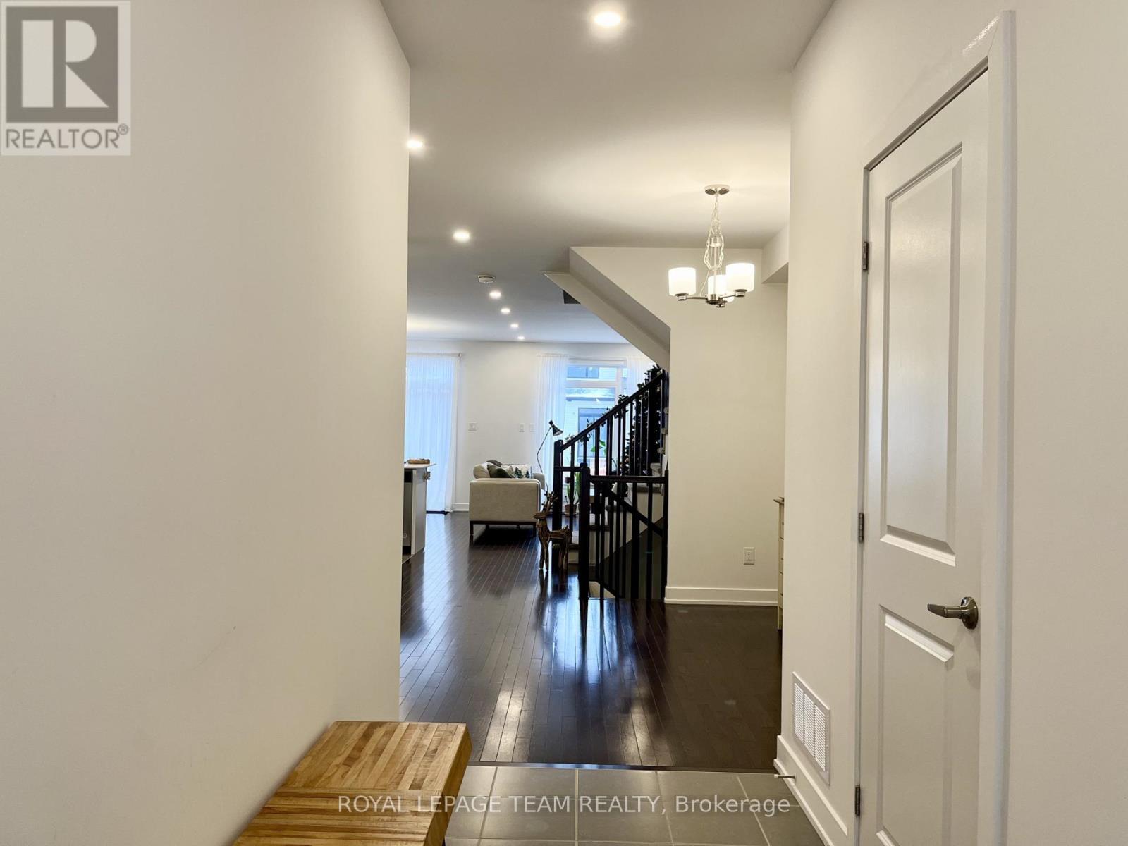 57 Heirloom Street, Ottawa, ON - Indoor Photo Showing Other Room