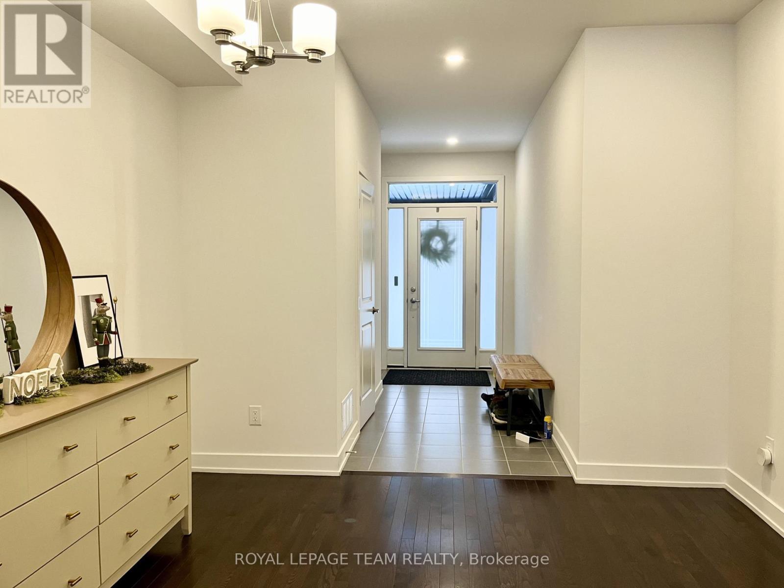 57 Heirloom Street, Ottawa, ON - Indoor Photo Showing Other Room