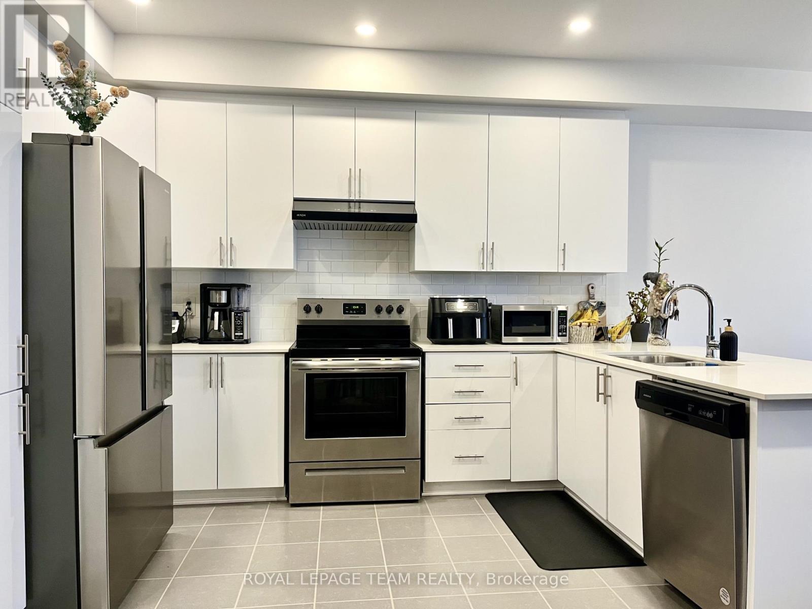 57 Heirloom Street, Ottawa, ON - Indoor Photo Showing Kitchen With Stainless Steel Kitchen With Double Sink