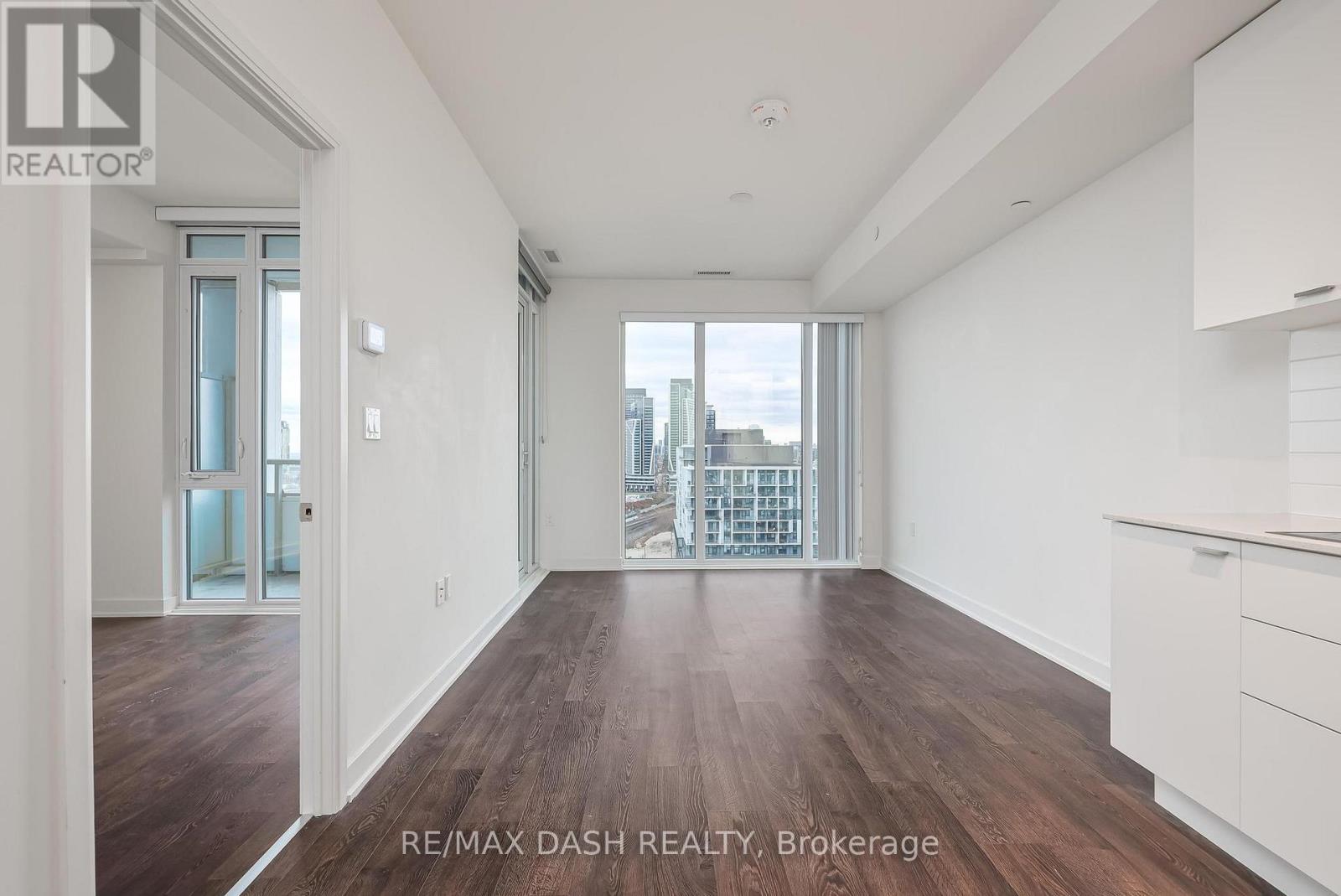 1508W - 27 Bathurst Street, Toronto, ON - Indoor Photo Showing Other Room