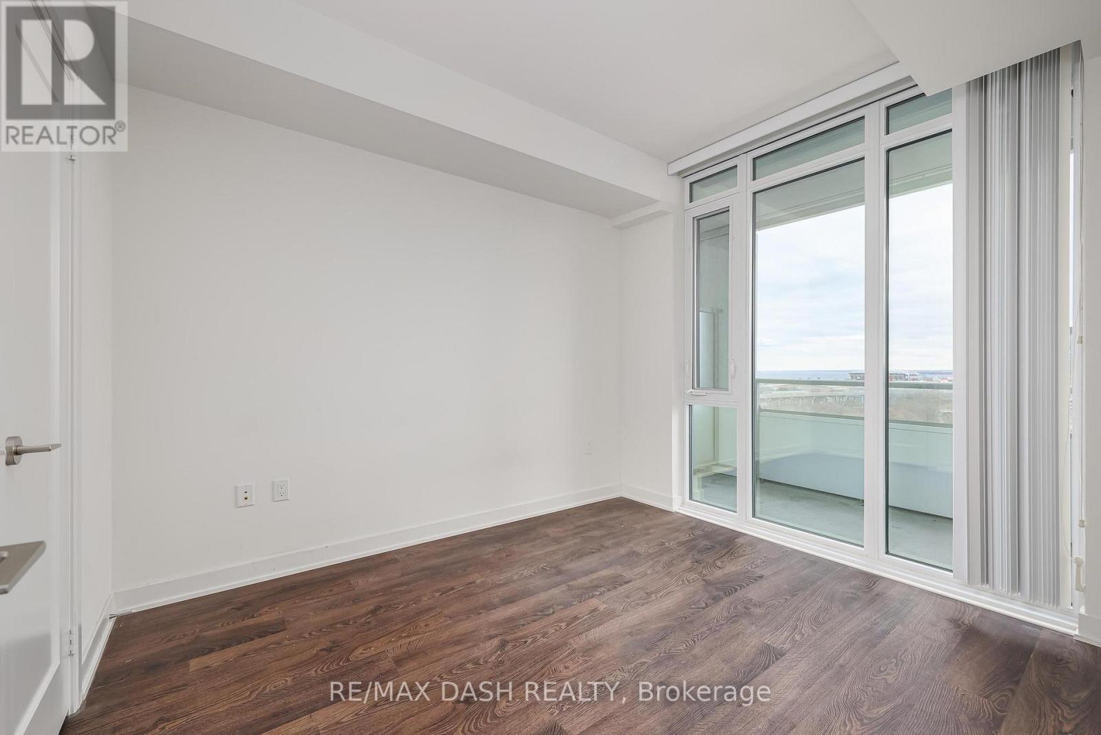 1508W - 27 Bathurst Street, Toronto, ON - Indoor Photo Showing Other Room