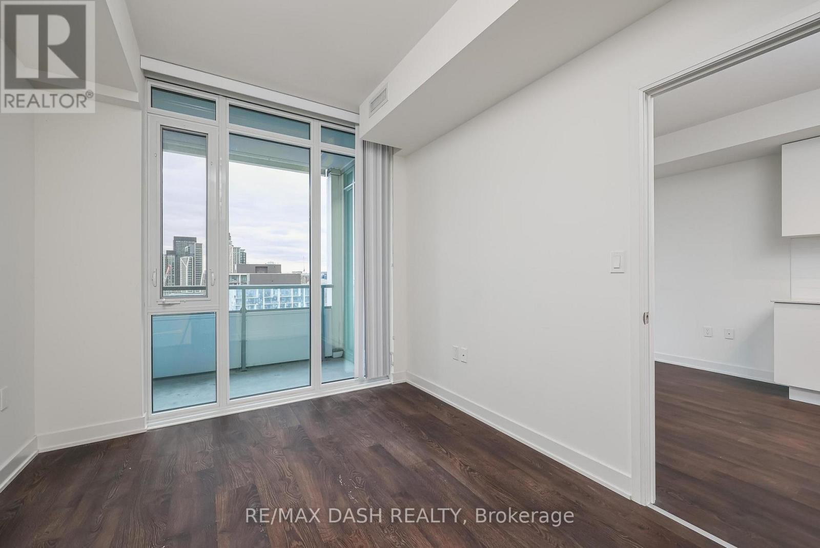 1508W - 27 Bathurst Street, Toronto, ON - Indoor Photo Showing Other Room