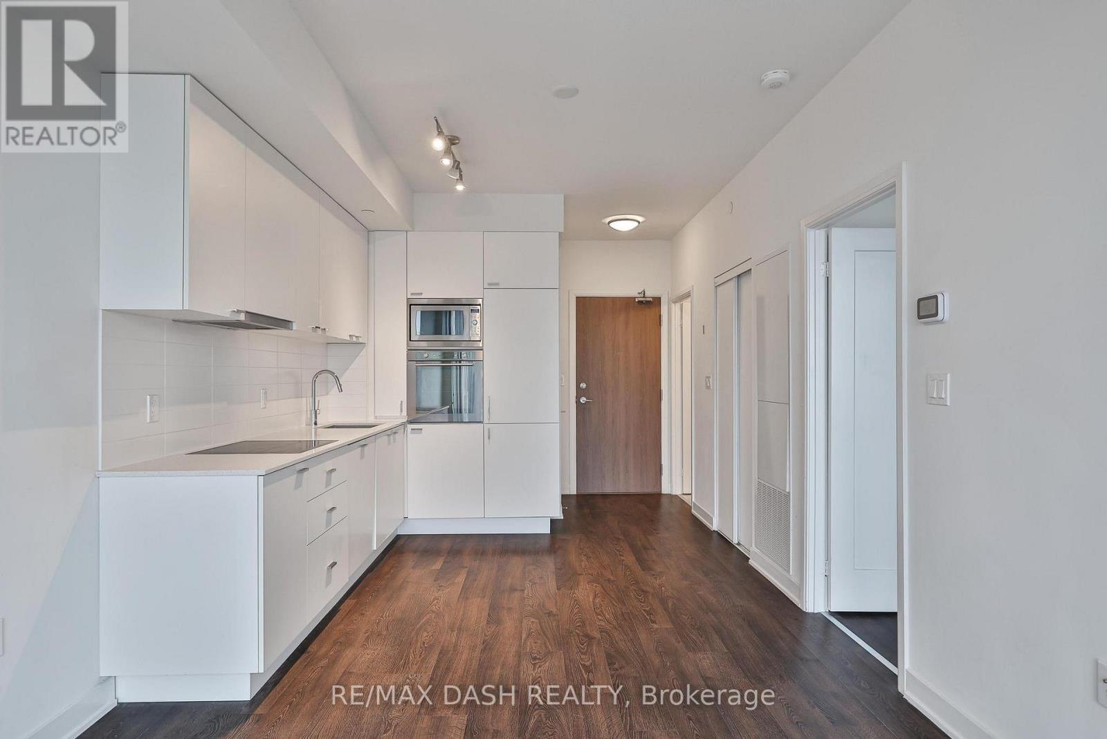 1508W - 27 Bathurst Street, Toronto, ON - Indoor Photo Showing Kitchen
