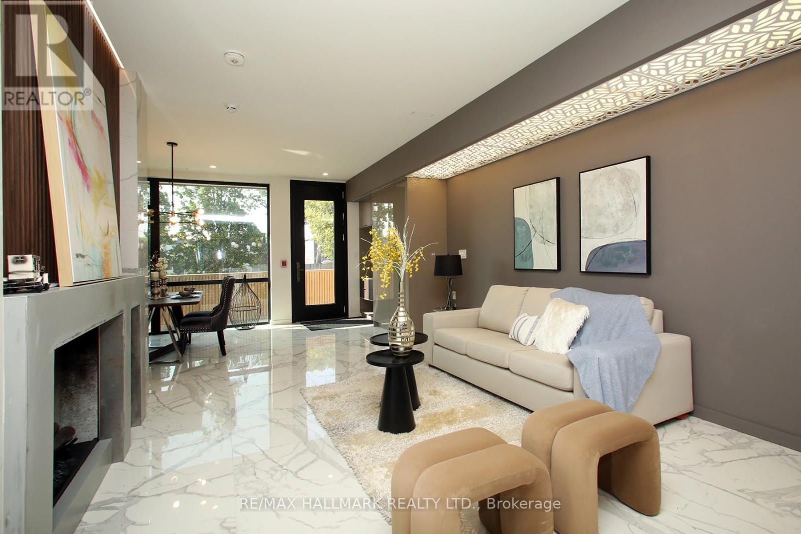 4B Owen Street, Toronto, ON - Indoor