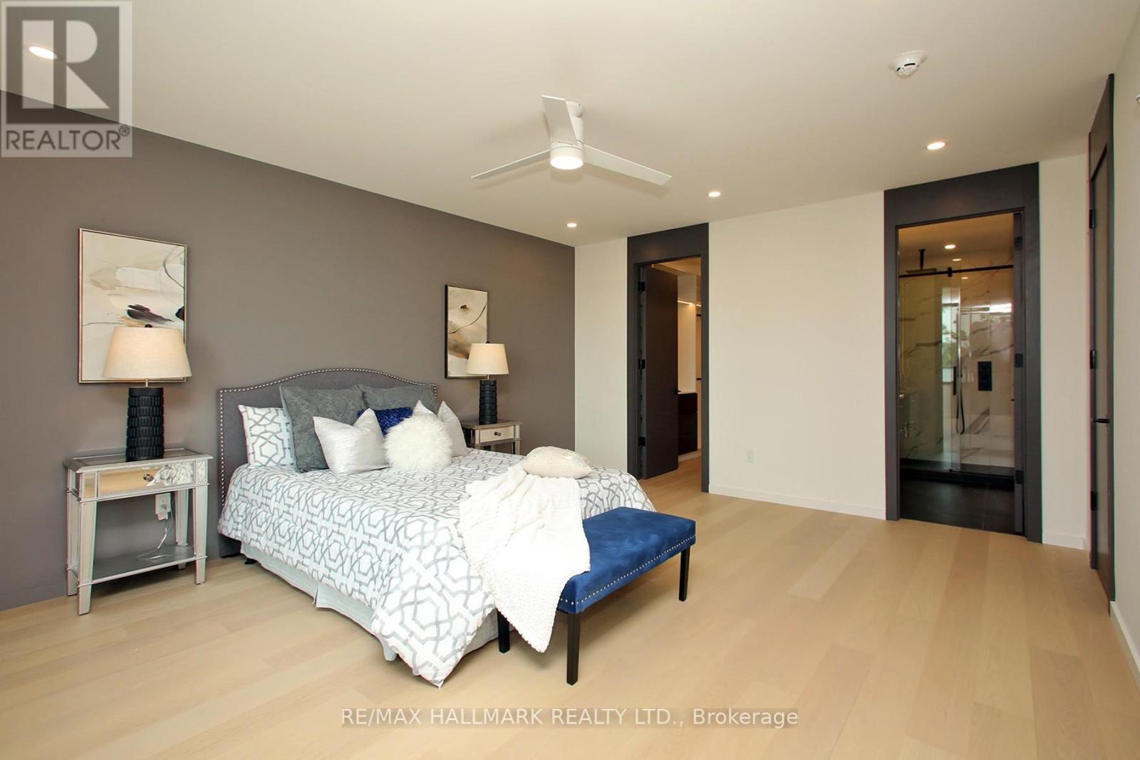 4B Owen Street, Toronto, ON - Indoor Photo Showing Bedroom