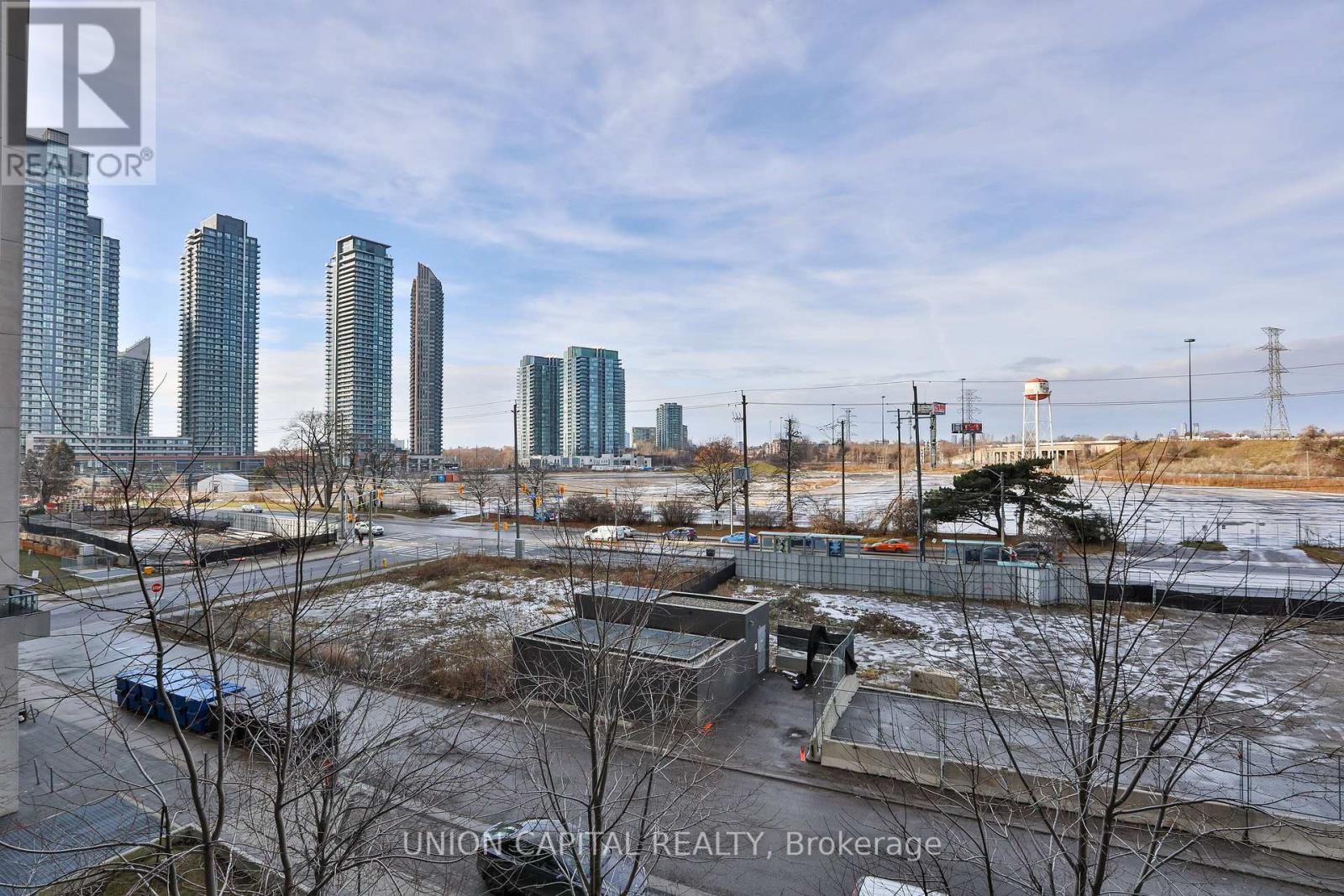 305 - 56 Annie Craig Drive, Toronto, ON - Outdoor With View