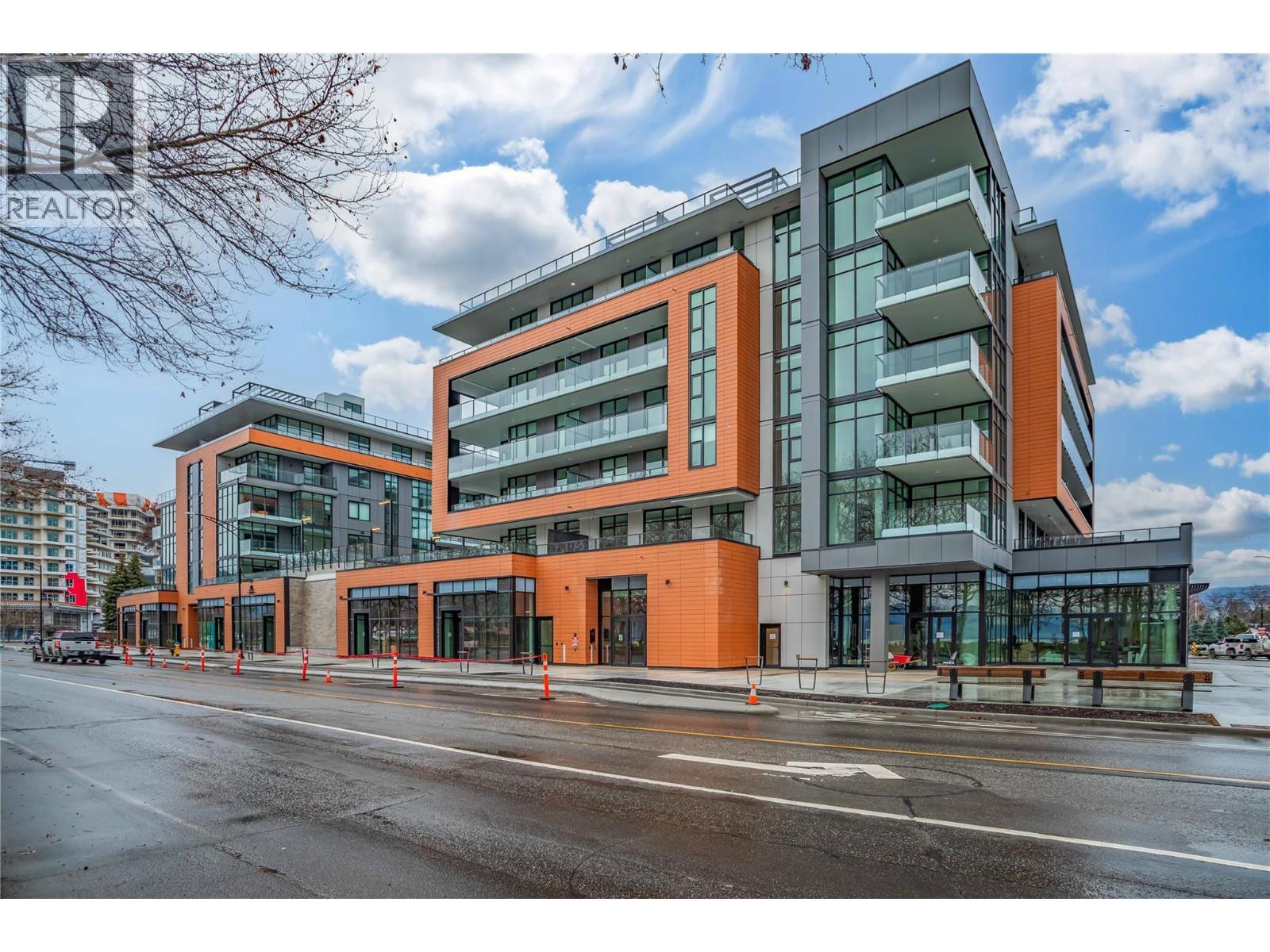 3409 Lakeshore Road Unit# Ph S607, Kelowna, BC - Outdoor