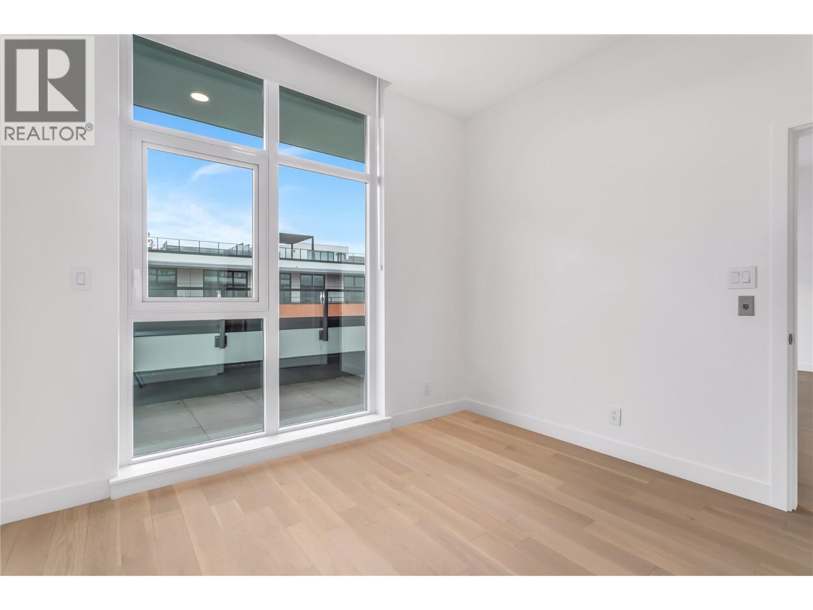 3409 Lakeshore Road Unit# Ph S607, Kelowna, BC - Indoor Photo Showing Other Room