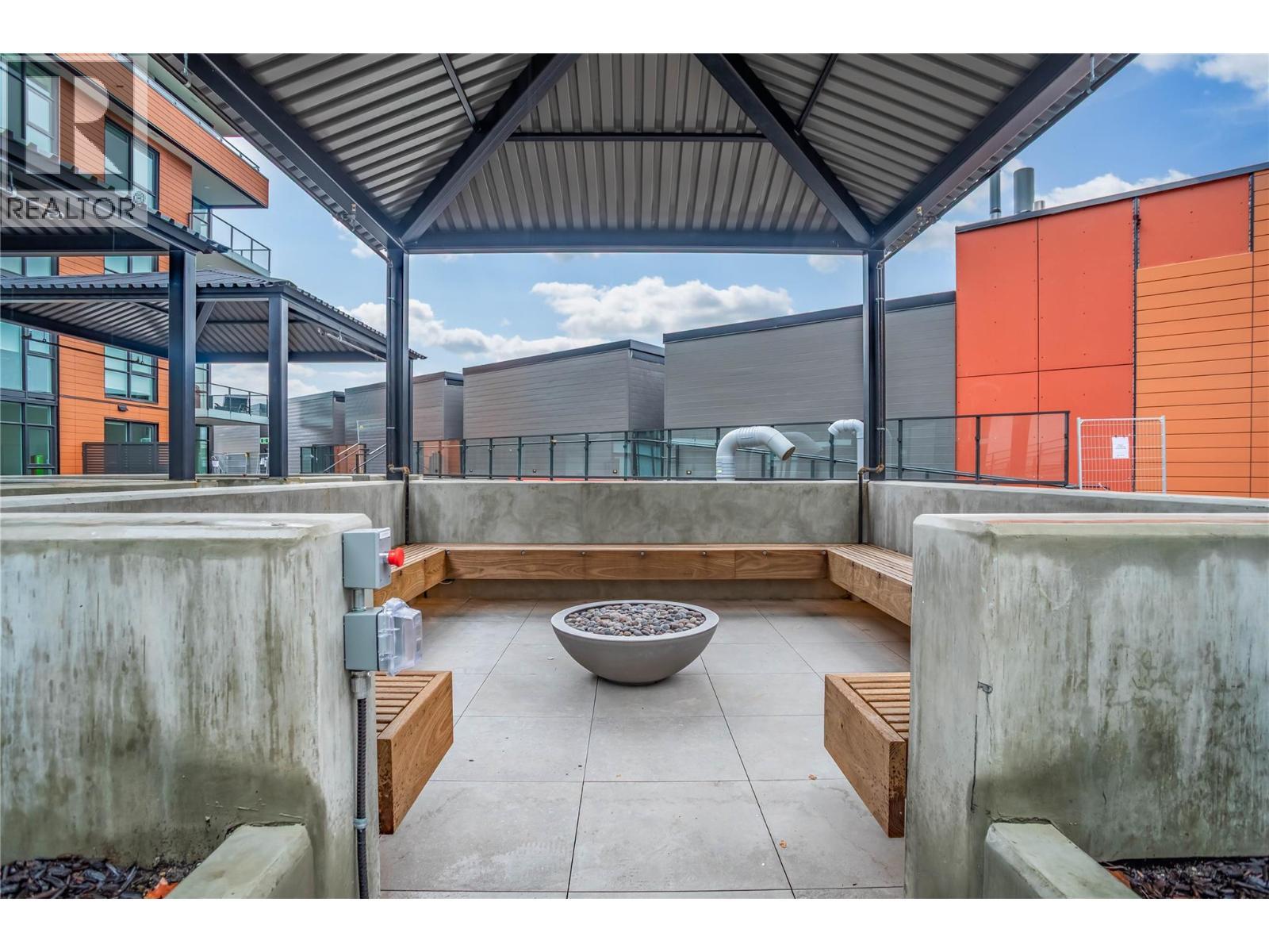 3409 Lakeshore Road Unit# Ph S607, Kelowna, BC - Outdoor With Exterior