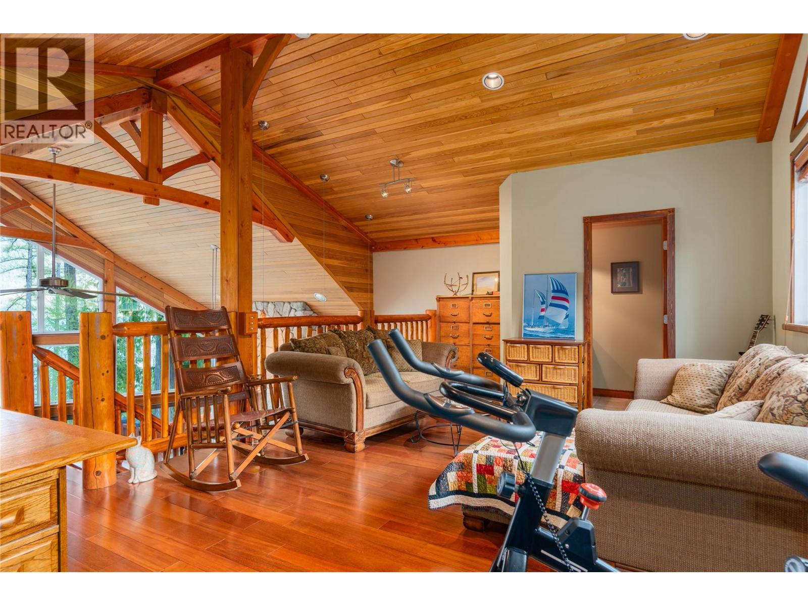 4830 Fletcher Creek Road, Fletcher Creek, BC - Indoor