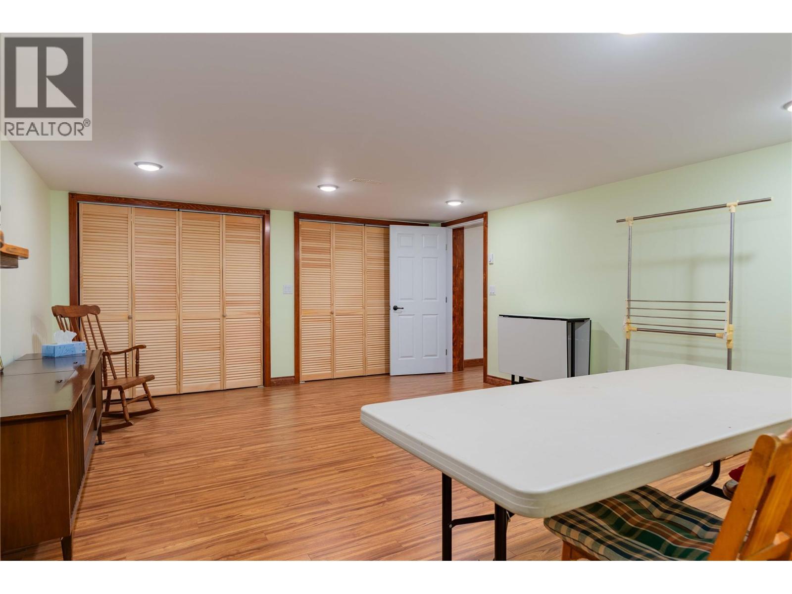 4830 Fletcher Creek Road, Fletcher Creek, BC - Indoor