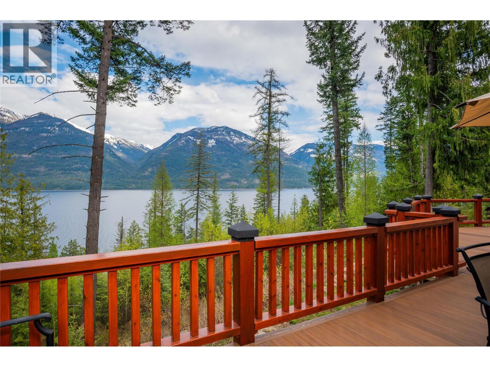 4830 Fletcher Creek Road, Fletcher Creek, BC - Outdoor With Body Of Water With View