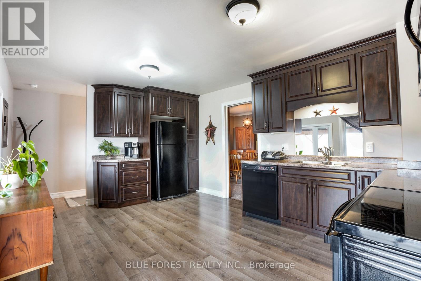 136 Furnival Road, West Elgin (Rodney), ON