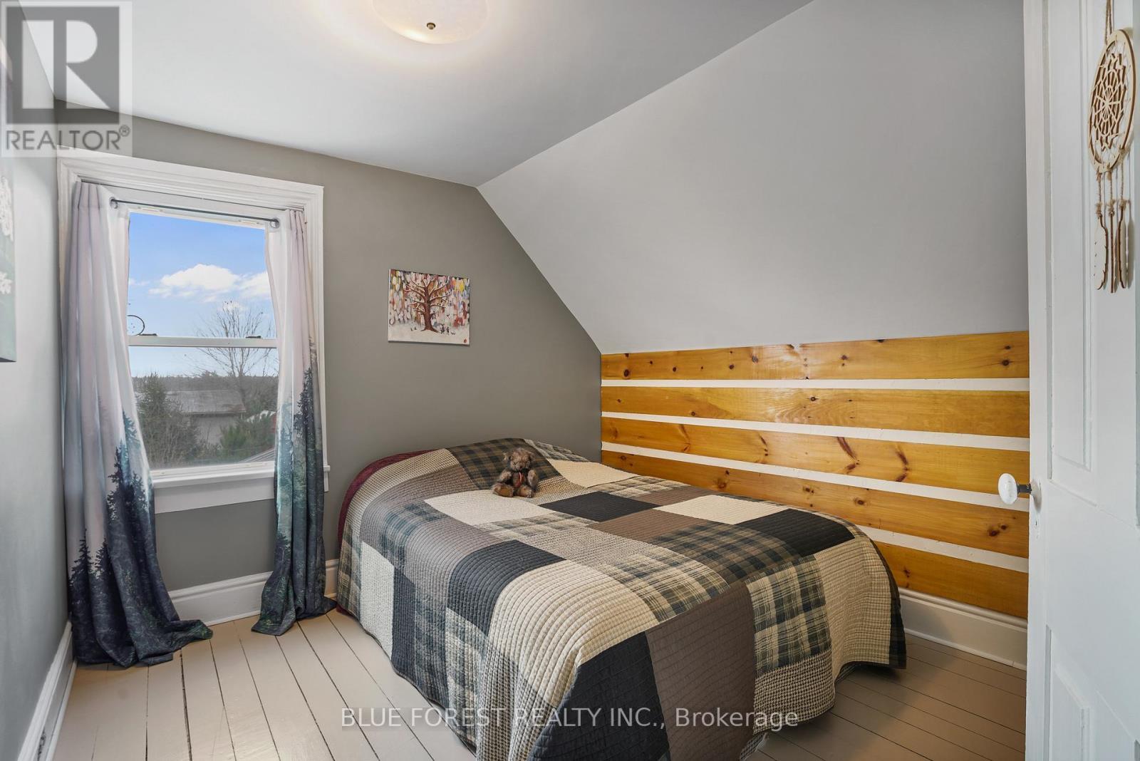 136 Furnival Road, West Elgin (Rodney), ON