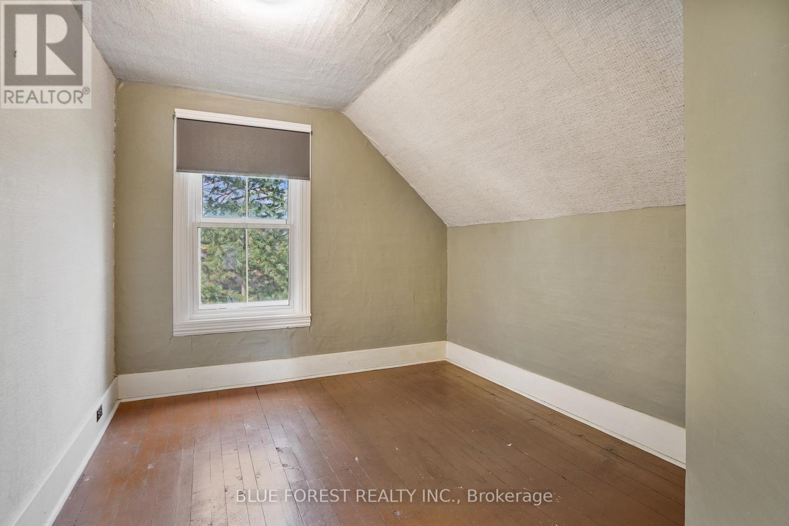 136 Furnival Road, West Elgin (Rodney), ON