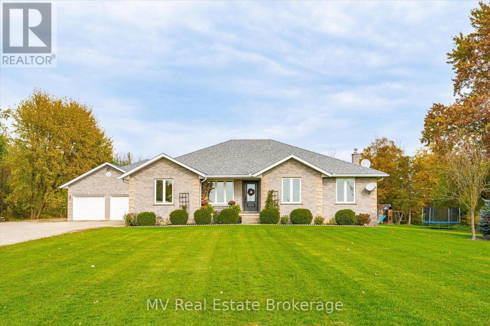 7003 Beatty Line N, Centre Wellington, ON - Outdoor With Facade