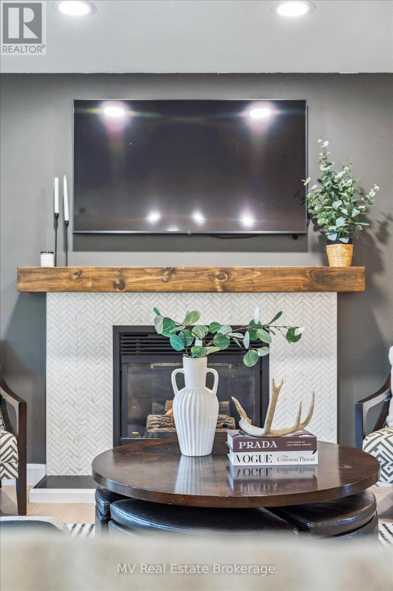 7003 Beatty Line N, Centre Wellington, ON - Indoor With Fireplace