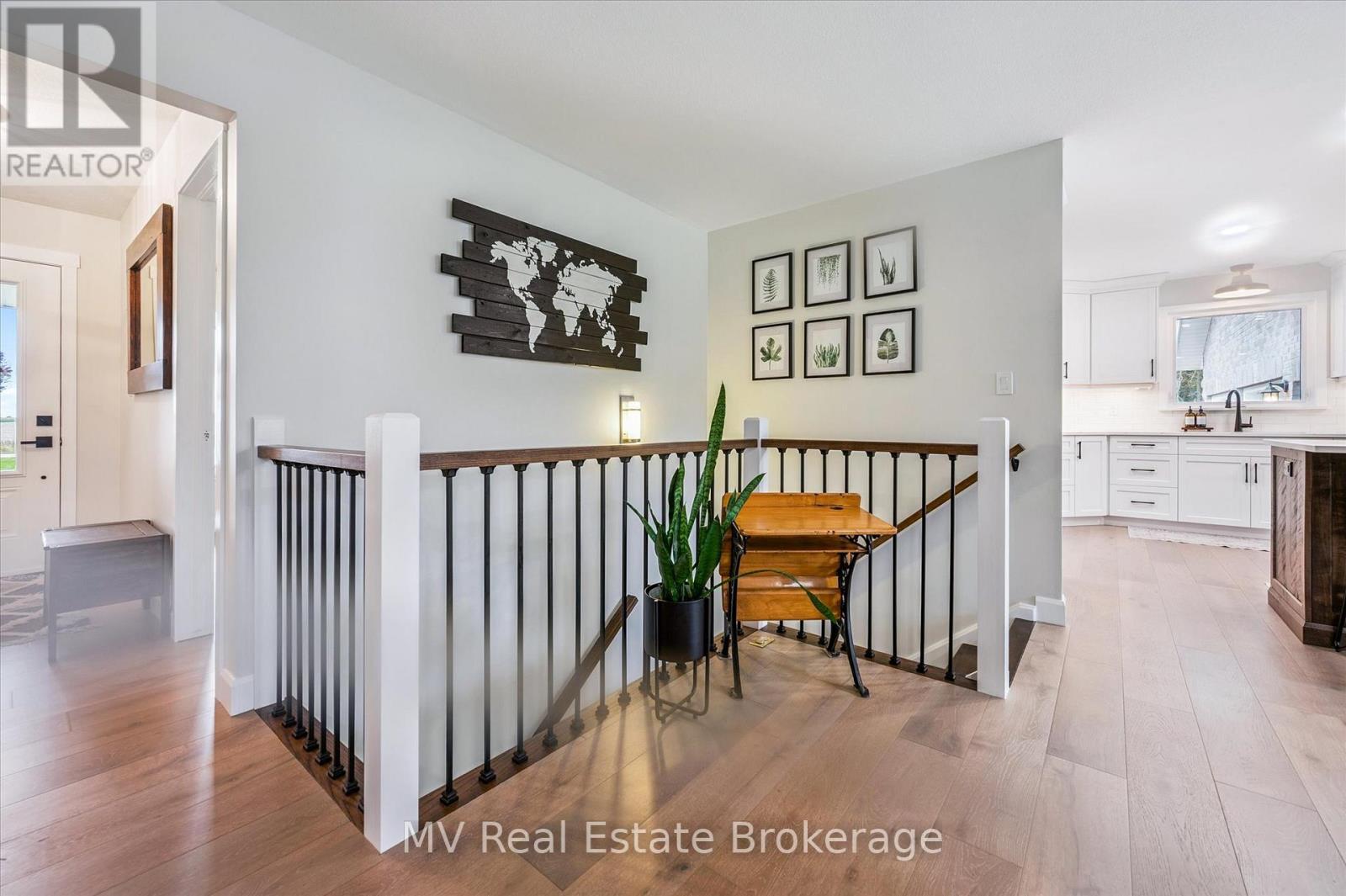 7003 Beatty Line N, Centre Wellington, ON - Indoor Photo Showing Other Room