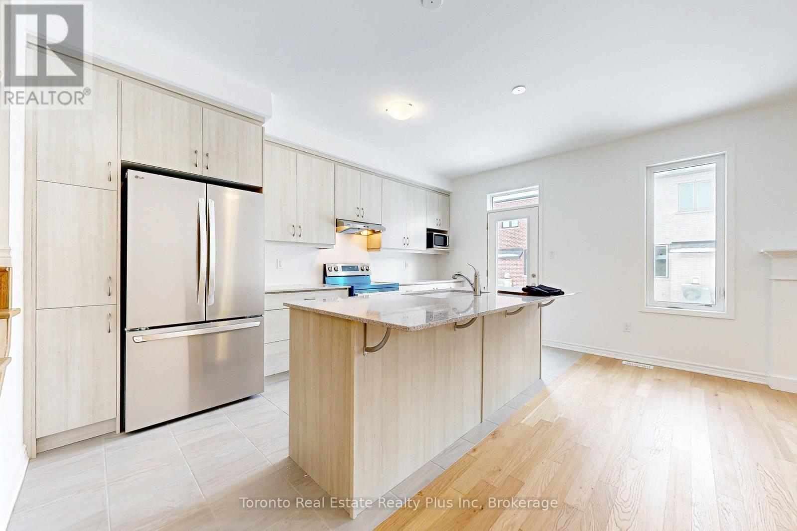 1476 Melville Bonus Crescent, Milton, ON - Indoor Photo Showing Kitchen