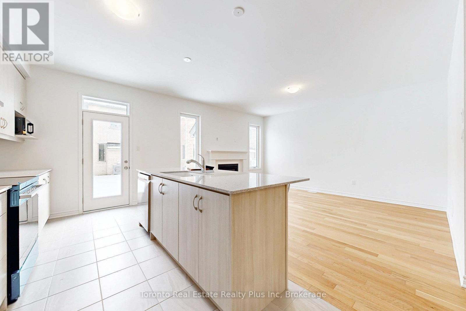 1476 Melville Bonus Crescent, Milton, ON - Indoor Photo Showing Kitchen