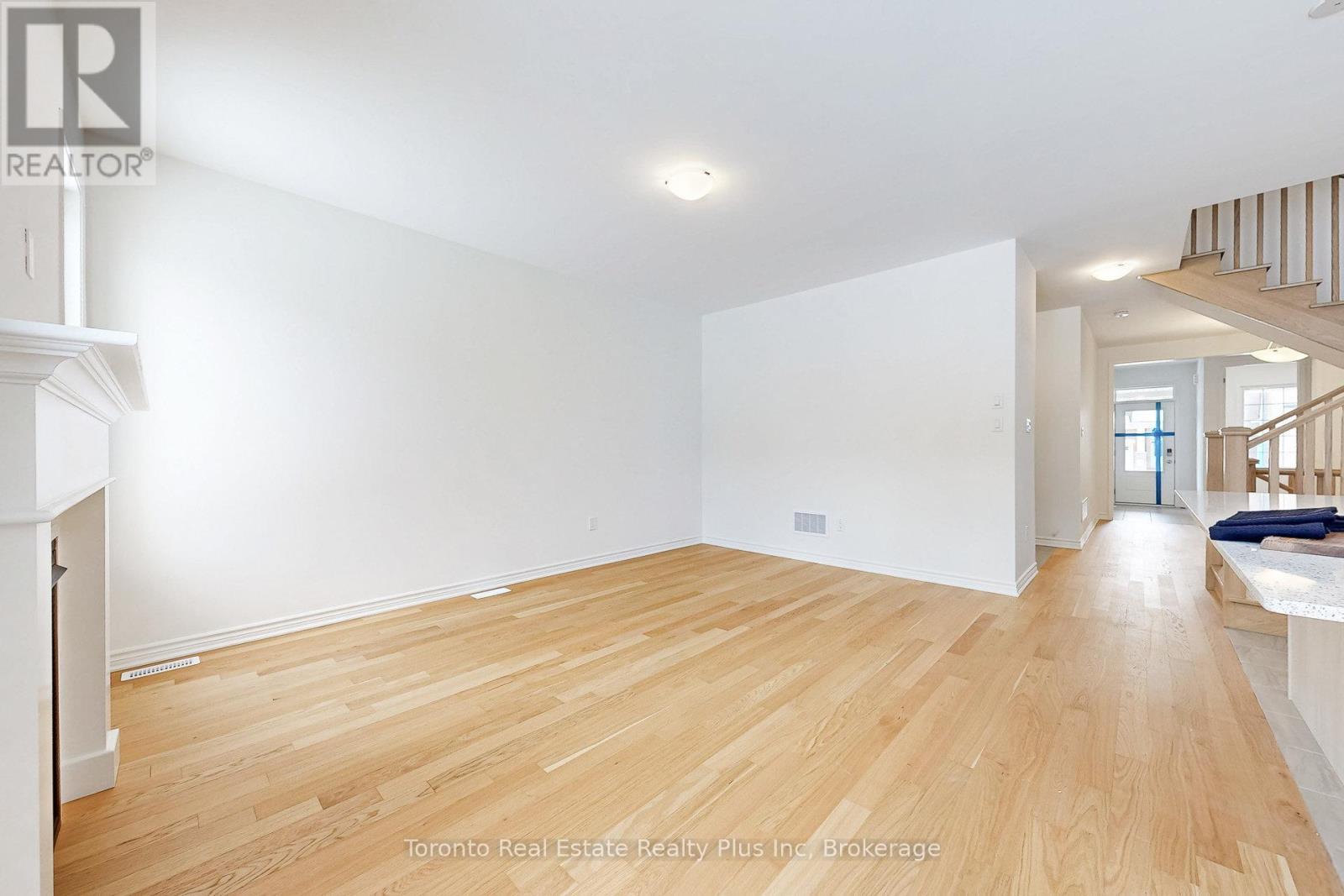 1476 Melville Bonus Crescent, Milton, ON - Indoor Photo Showing Other Room