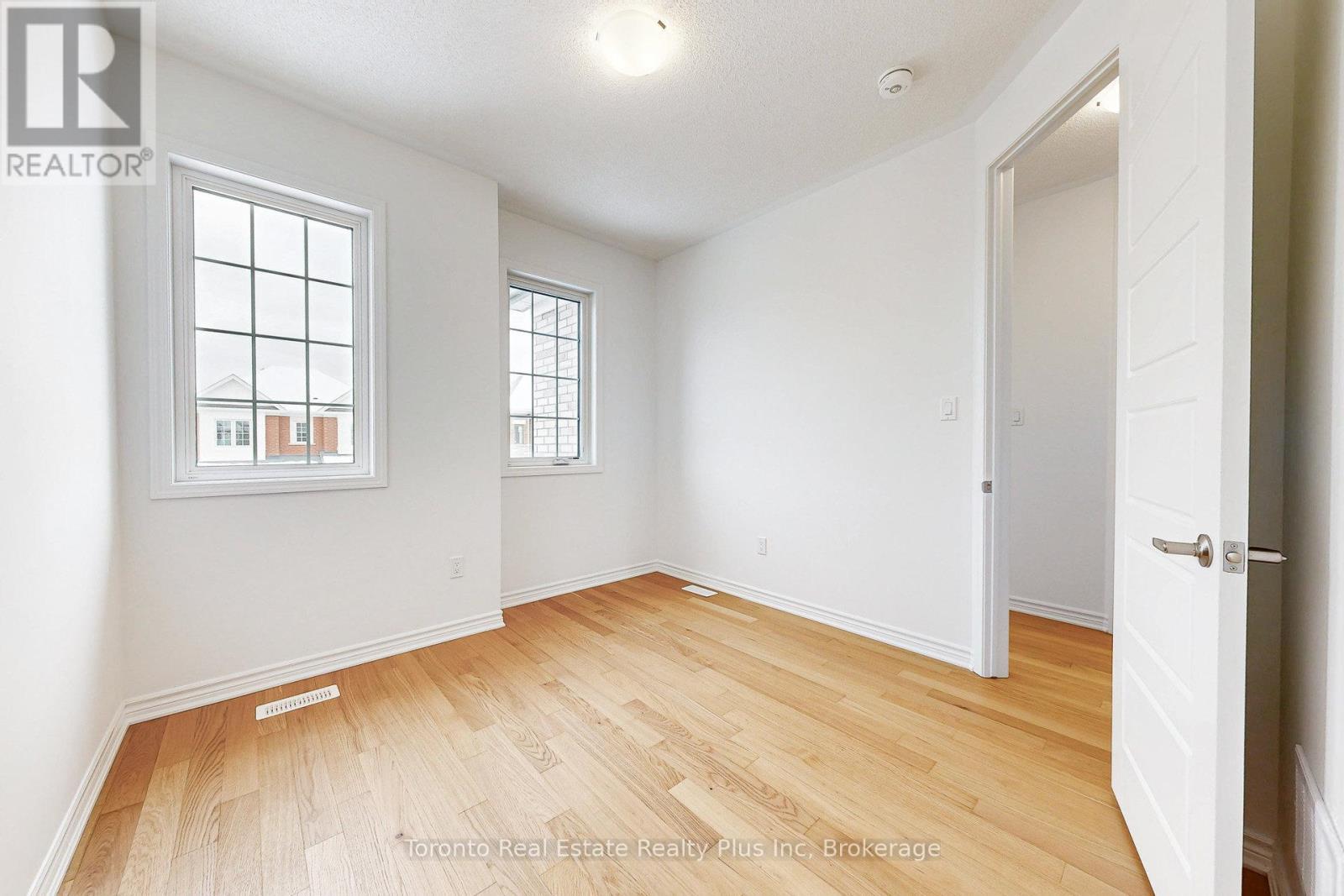 1476 Melville Bonus Crescent, Milton, ON - Indoor Photo Showing Other Room