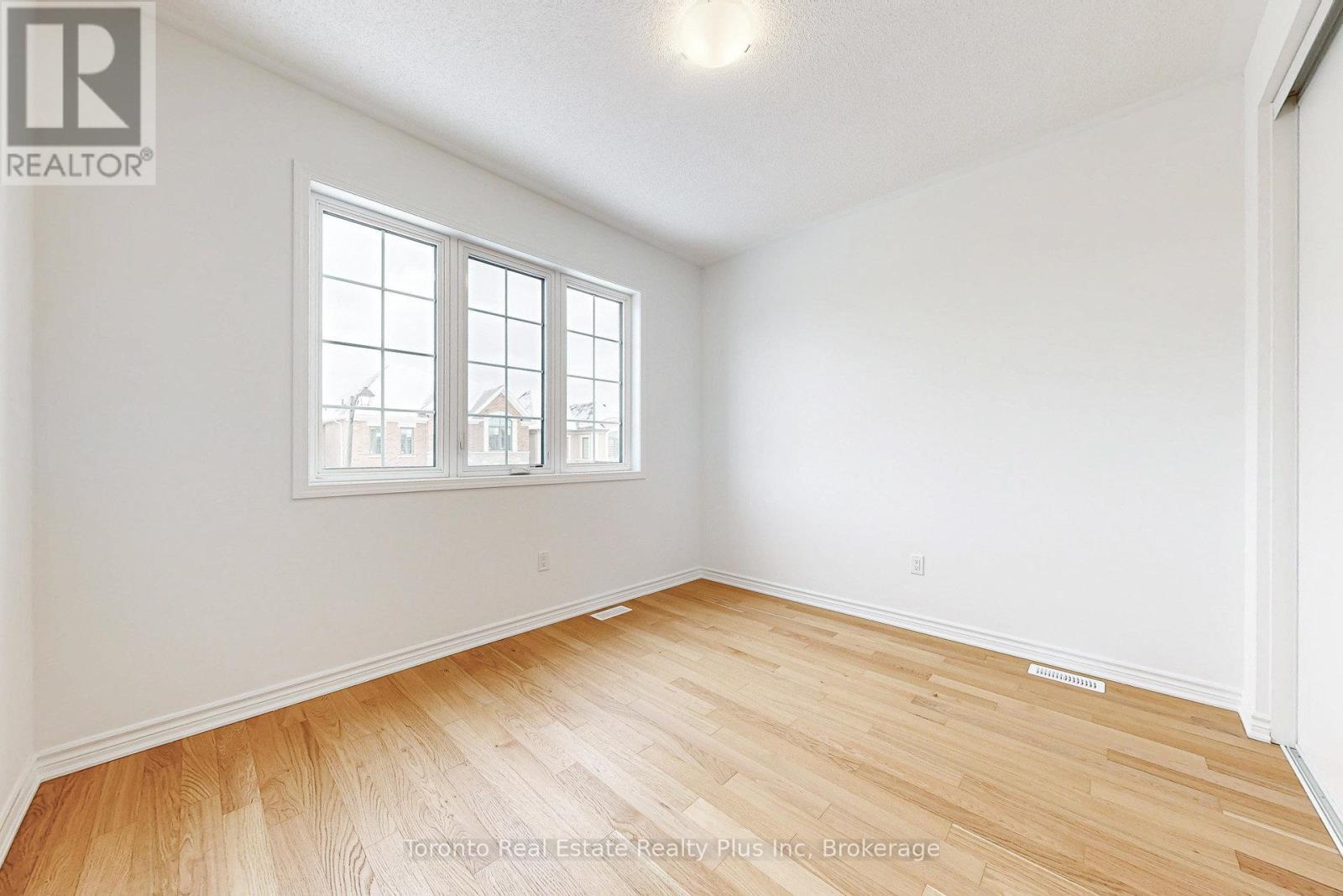 1476 Melville Bonus Crescent, Milton, ON - Indoor Photo Showing Other Room