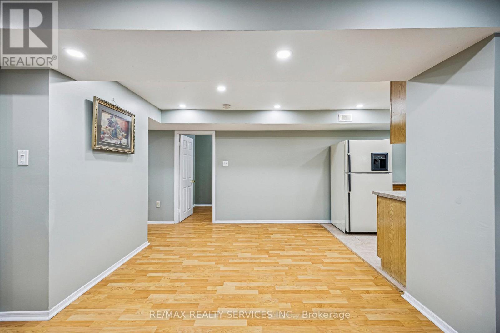 7 Duggan Drive, Brampton, ON - Indoor