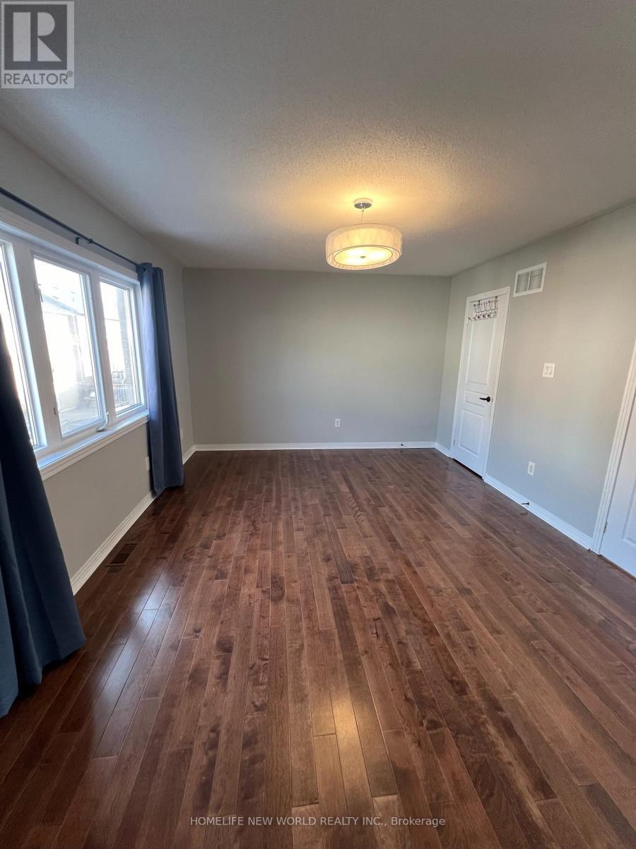 61 Lakespring Drive, Markham, ON - Indoor Photo Showing Other Room