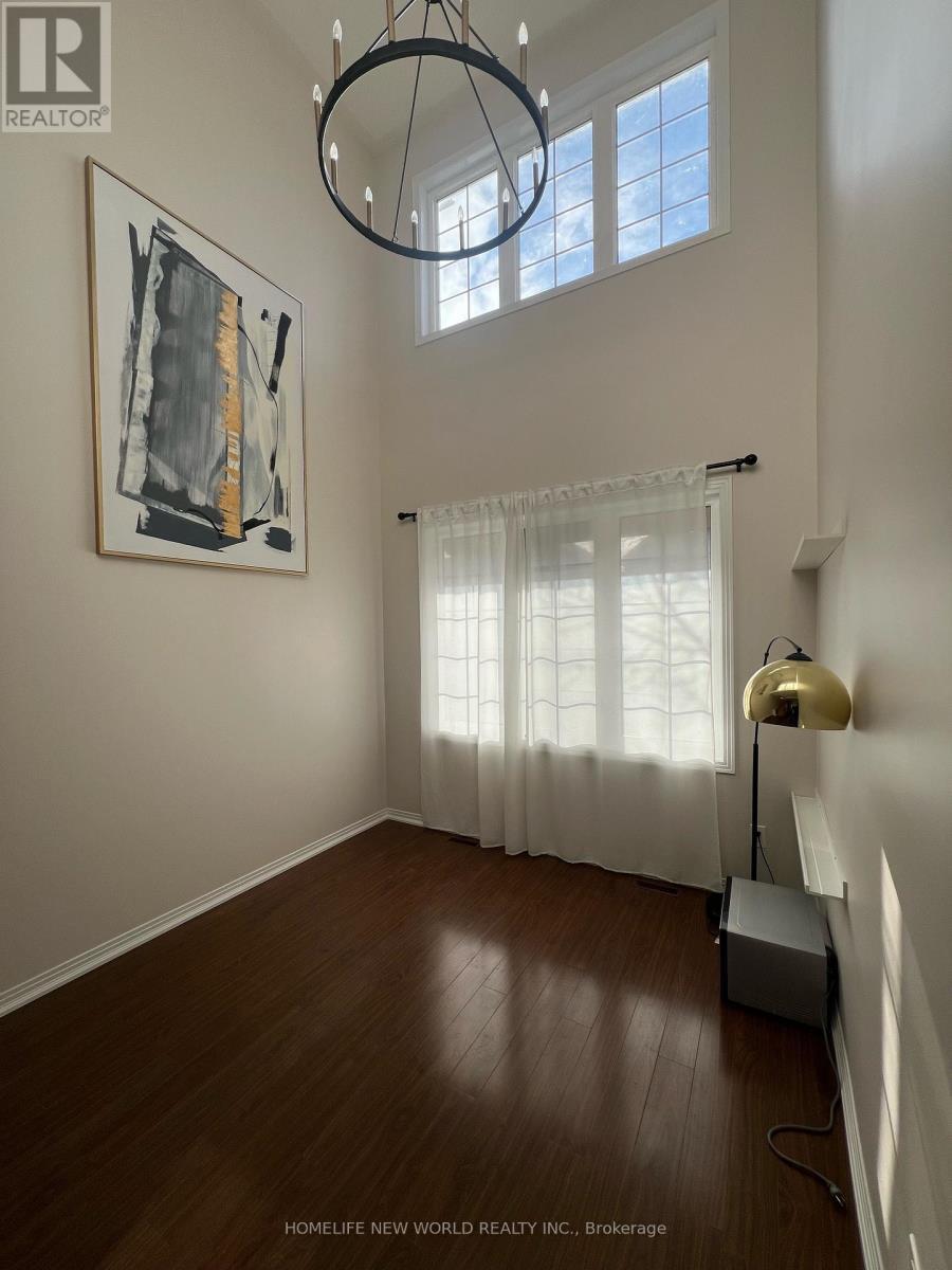 61 Lakespring Drive, Markham, ON - Indoor Photo Showing Other Room