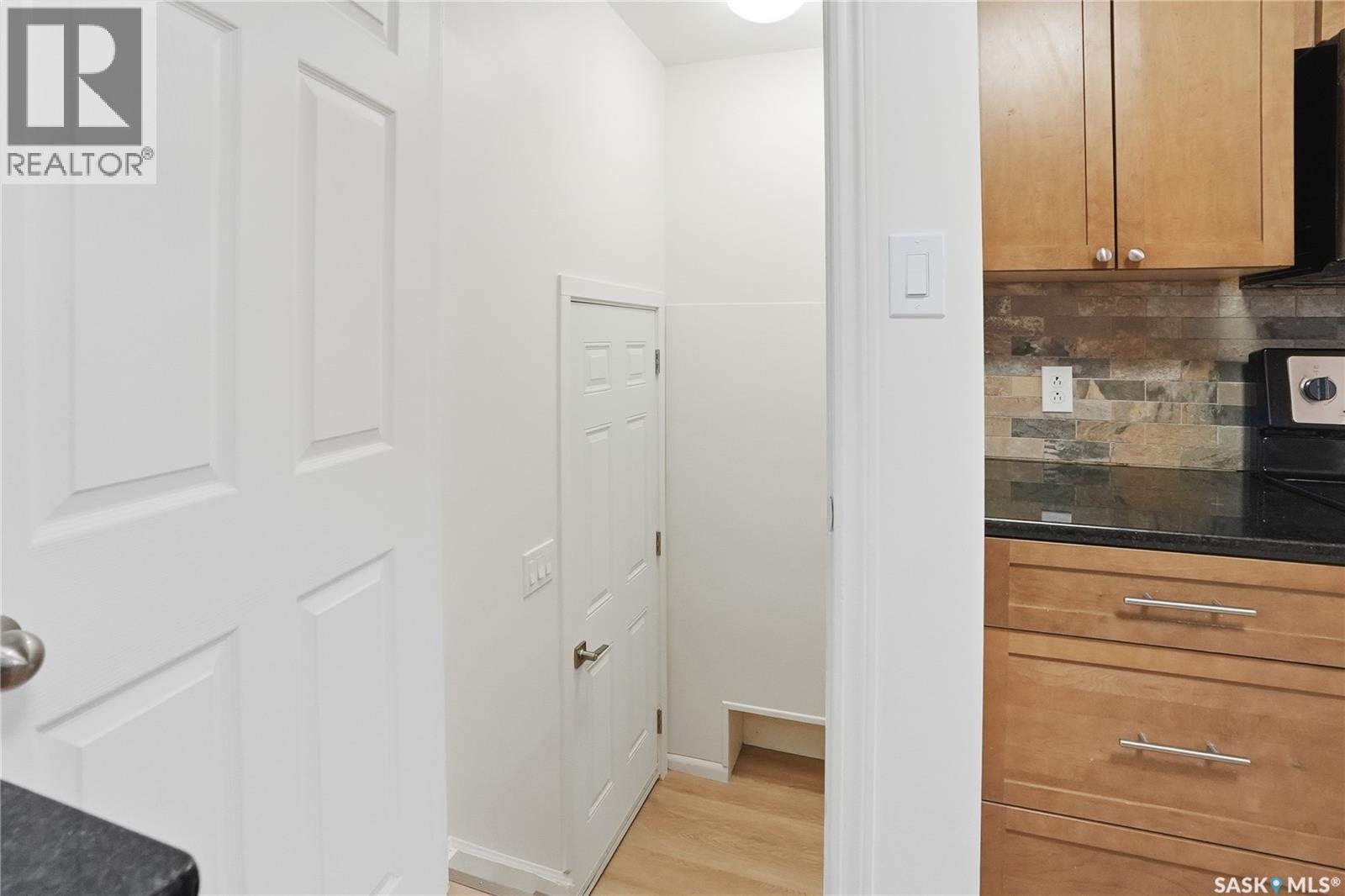 1906 Louise Avenue, Saskatoon, SK - Indoor Photo Showing Other Room